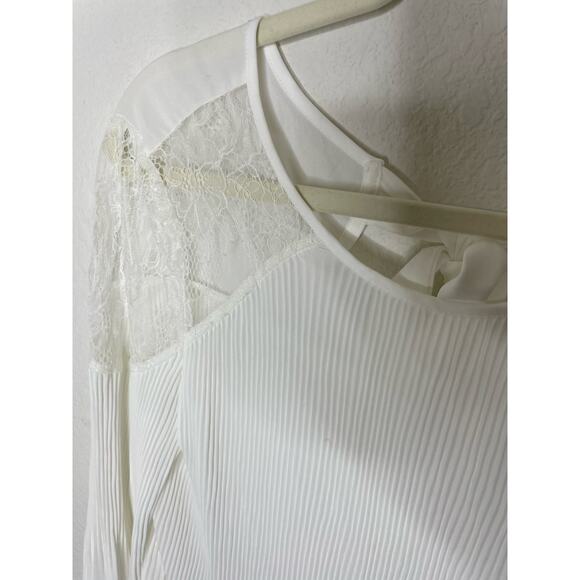 Adrianna Papell White Long Sleeve Tunic Flowy Shirt Womens size medium - Picture 3 of 5